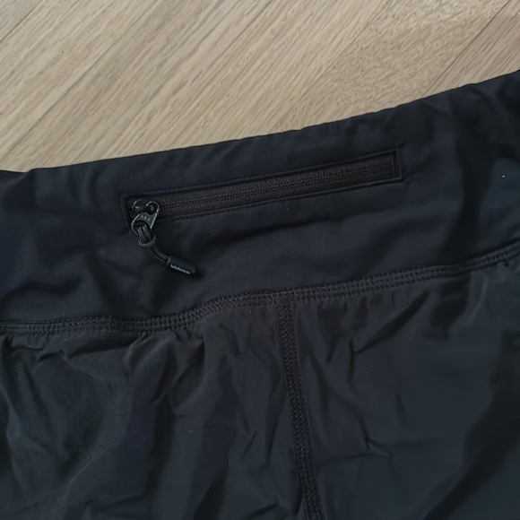 Lululemon Short Shorts - Picture 6 of 8